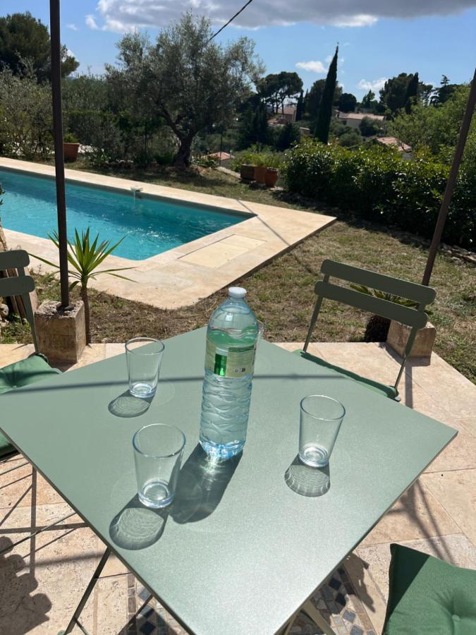 Hauteurs De Toulon : Charmant Studio Piscine 외부 사진