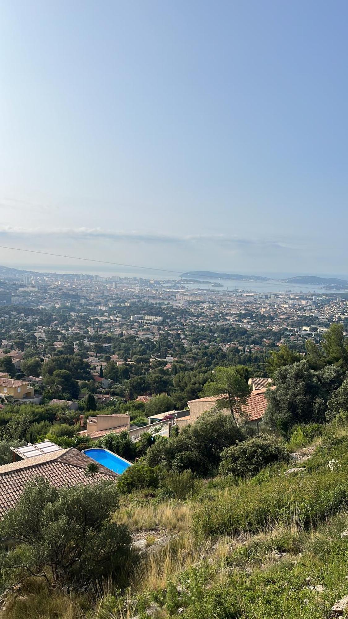 Hauteurs De Toulon : Charmant Studio Piscine 외부 사진